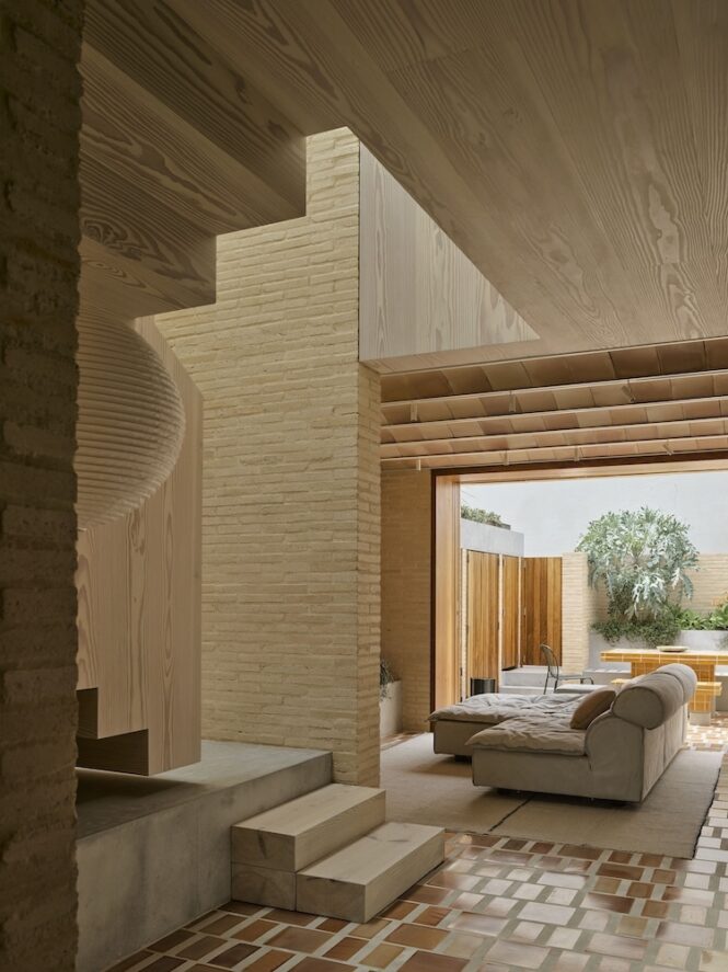 Hecker Guthrie Sydney Residence Photo Credit Anson Smart 2