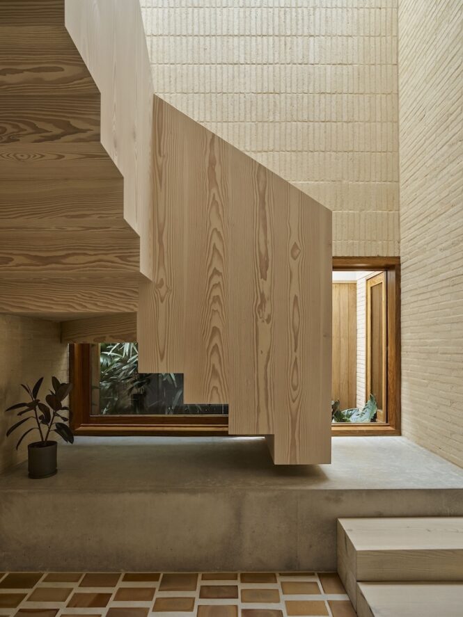 Hecker Guthrie Sydney Residence Photo Credit Anson Smart 3