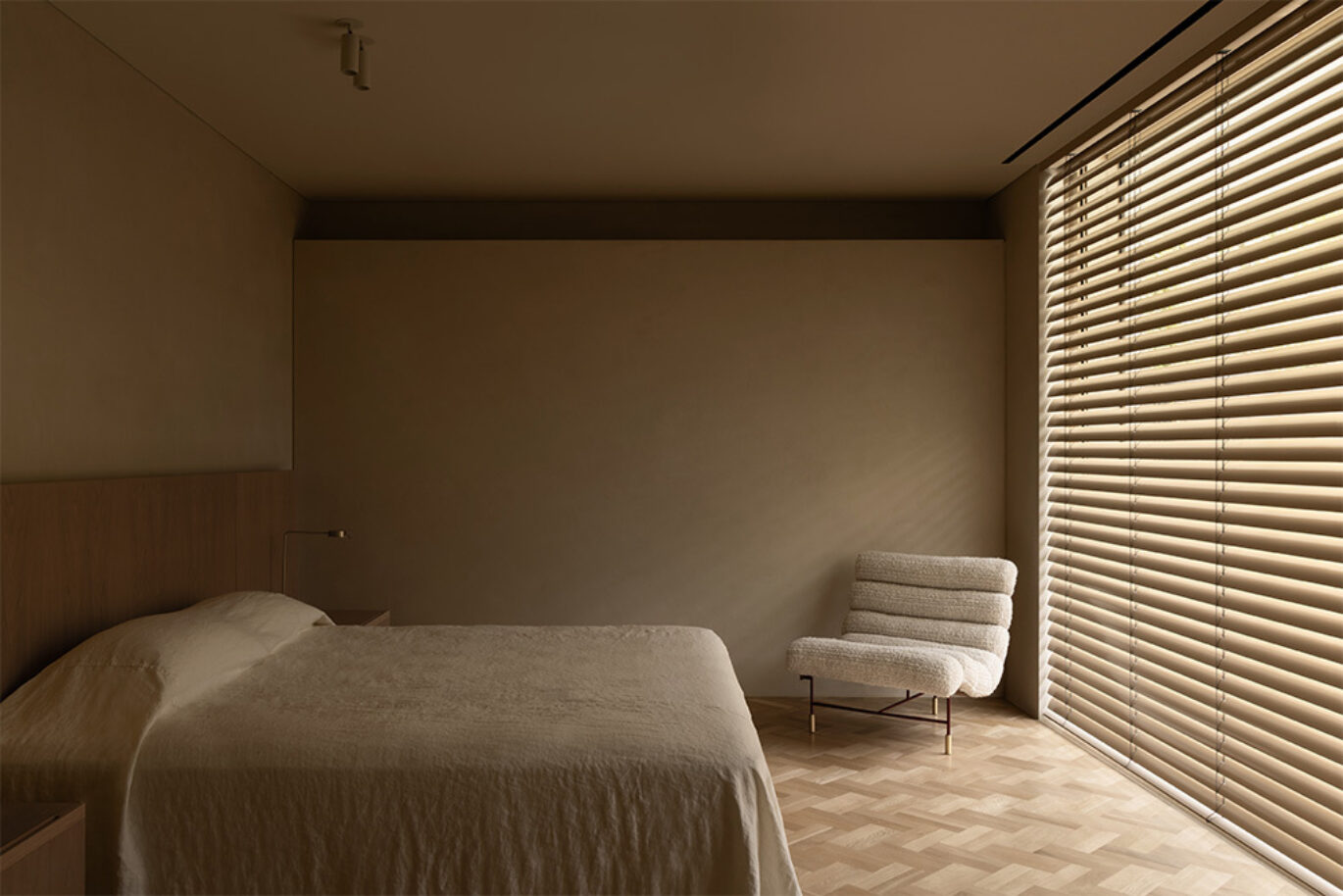 Hecker Guthrie Howitt Road Residence Photo Credit Timothy Kaye Architect Davidov 11