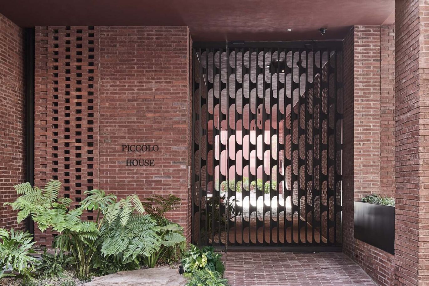 Hecker Guthrie Piccolo House Gore Street Photo Credit Shannon Mc Grath 8
